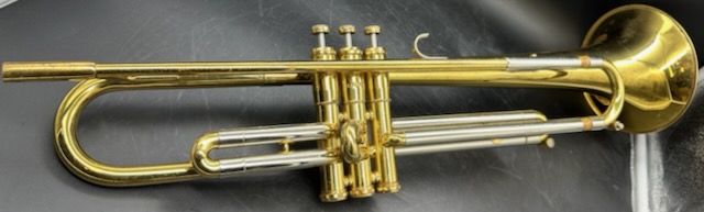 Getzen Deluxe Alto Trumpet F/Eb Mdl. 389 S/n K38735 - Image 2