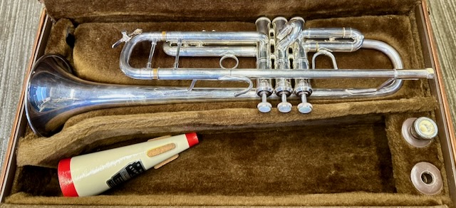 Bach Stradivarius ML 37 S/n 273262 - Image 2