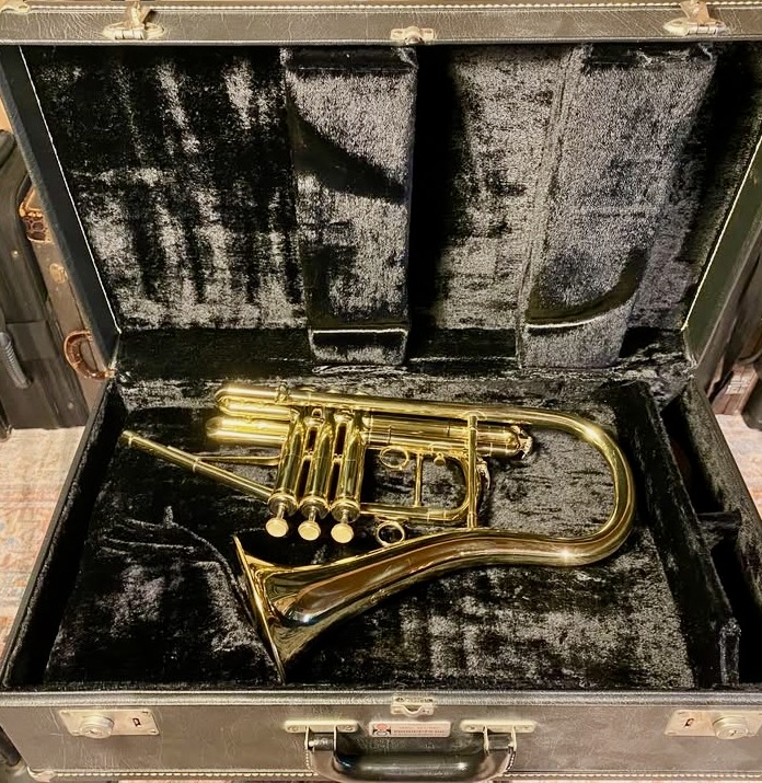 DEG “Classic” Sax-Shaped Trumpet S/n C2712 RARE! - Image 14