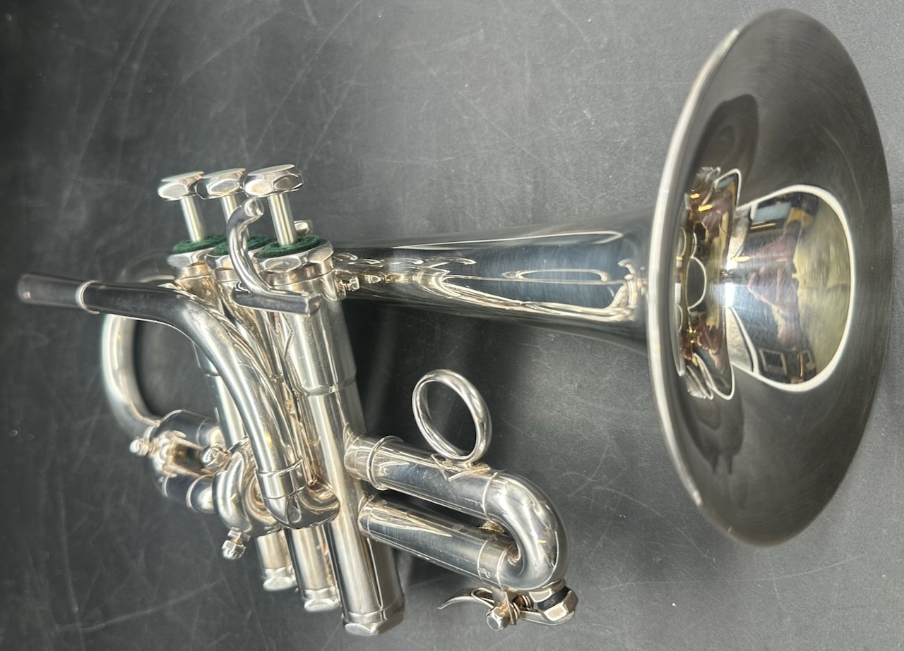 Schilke G1L (Serial #47152) W/ extra copper G bell - Image 8