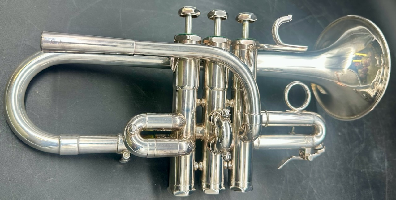 Schilke G1L (Serial #47152) W/ extra copper G bell - Image 4