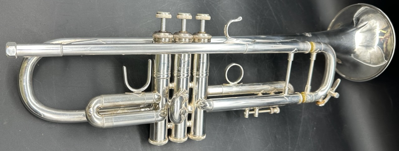 Bach Stradivarius 37 ML • S/N 100352 • Elkhart • Excellent Silver Plate • Original Case & 10½C Mouthpiece - Image 8