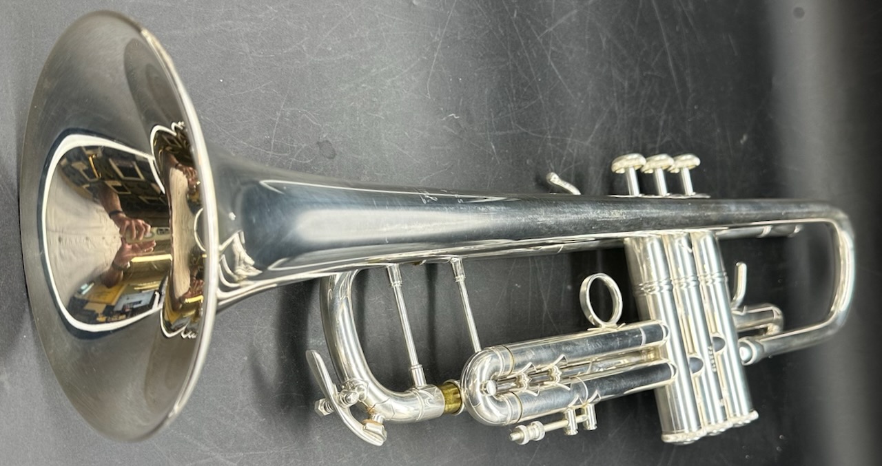 Bach Stradivarius Model 180-37 Bb S/n 732815 (Silver ) Like New! - Image 13