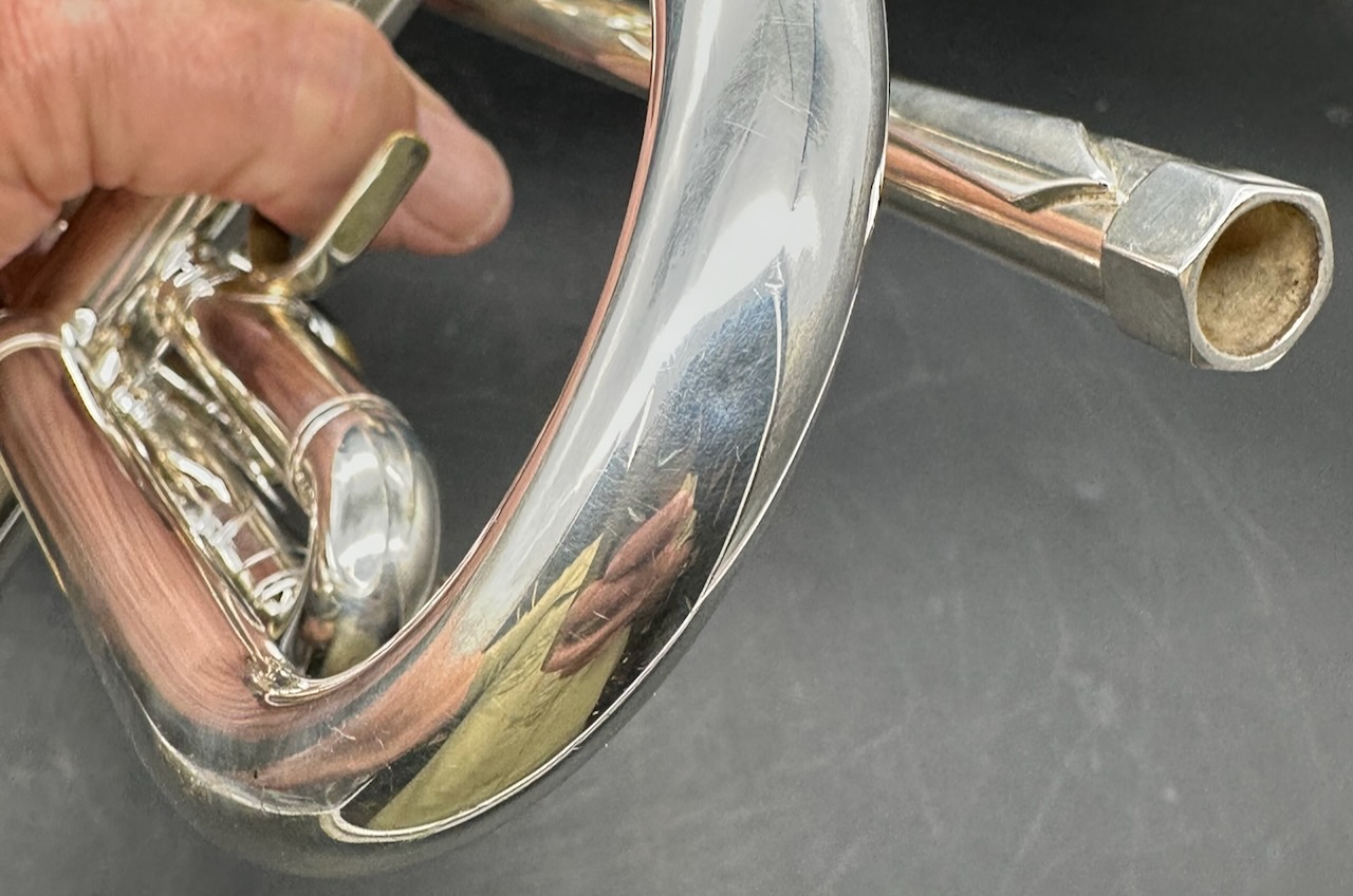Eastman Mdl ETR 520GS S/n 511288 Silver W/ Gold Trim - Image 12