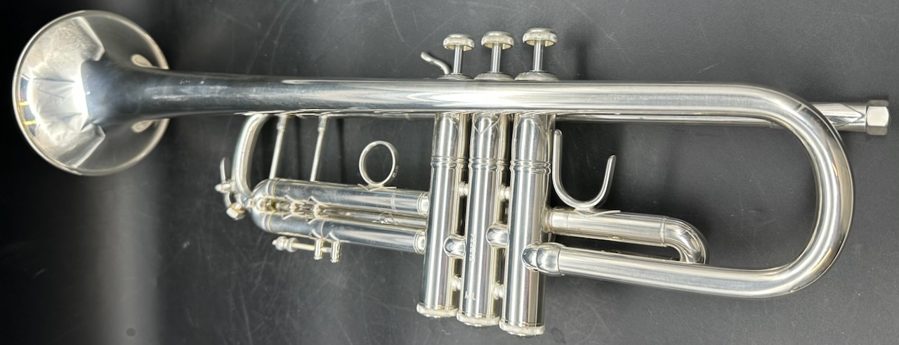 Bach Stradivarius Model 180-37 Bb S/n 732815 (Silver ) Like New! - Image 9