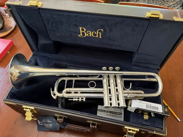 Bach Stradivarius Model 180-37 Bb S/n 732815 (Silver ) Like New! - Image 19