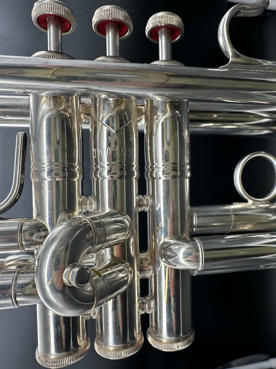Bach Stradivarius 37 ML • S/N 100352 • Elkhart • Excellent Silver Plate • Original Case & 10½C Mouthpiece - Image 3