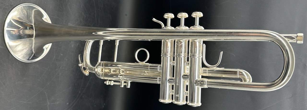 Bach Stradivarius Model 180-37 Bb S/n 732815 (Silver ) Like New! - Image 5