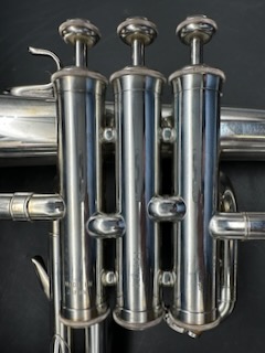 Yamaha YFH-631G Flugelhorn S/n 458175 (Silver Plate) - Image 10