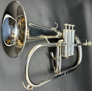 Yamaha YFH-631G Flugelhorn S/n 458175 (Silver Plate) - Image 15
