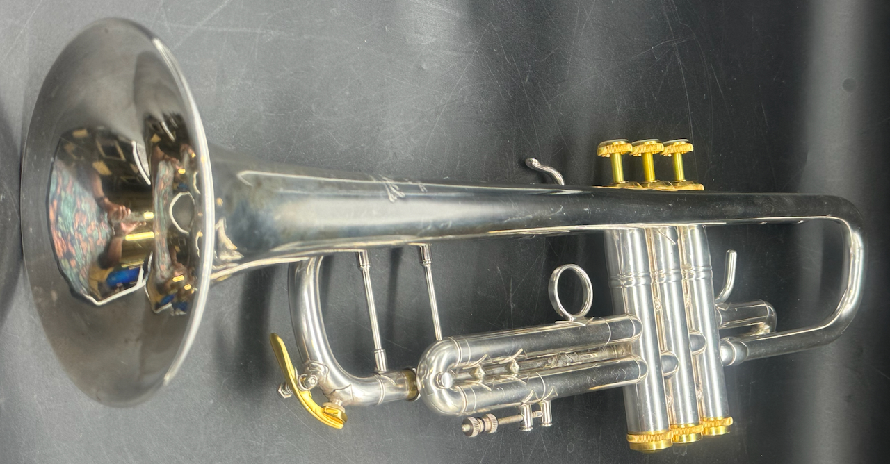 Bach Stradivarius Model 37 ML Trumpet S/n 165228 - Image 11