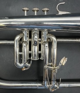 Yamaha YFH-631G Flugelhorn S/n 458175 (Silver Plate) - Image 7