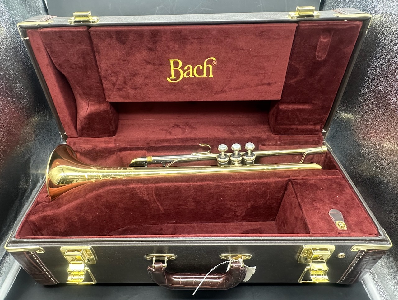 Bach Stradivarius Model 37 50th Anniversary — S/N 737767 - Image 15