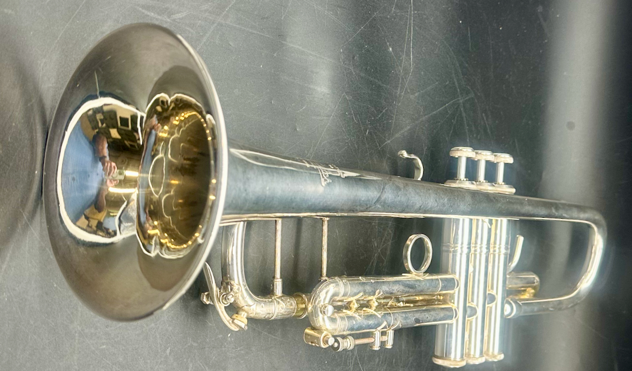 Bach Stradivarius ML 72* S/n 90868 - Image 9
