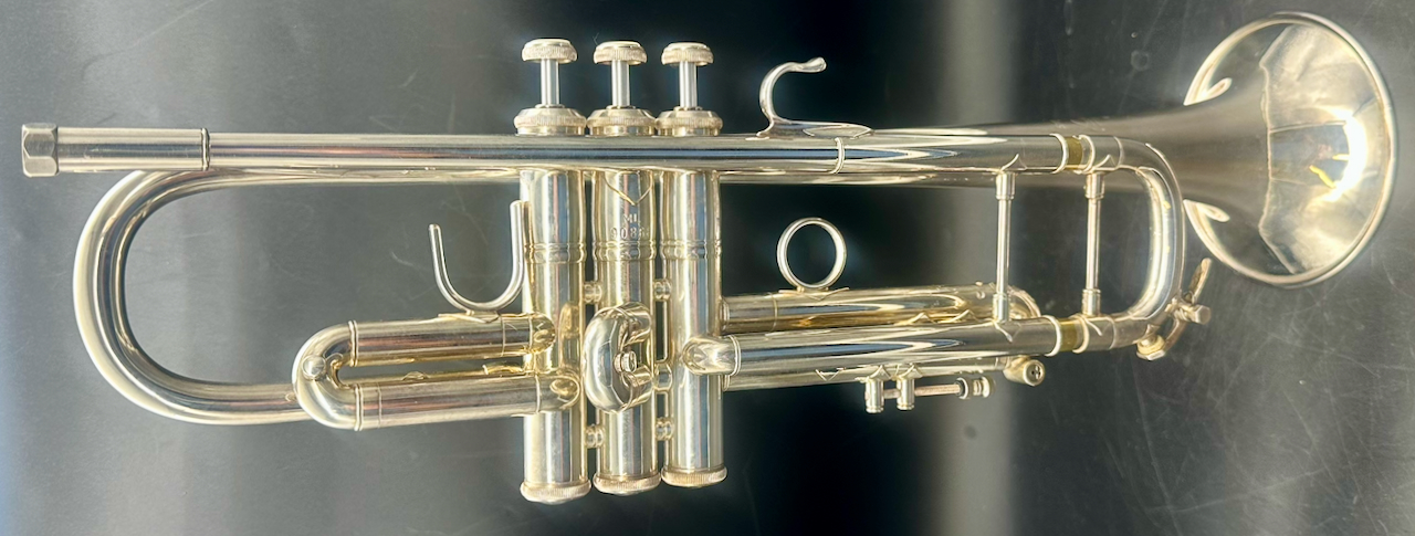 Bach Stradivarius ML 72* S/n 90868 - Image 2